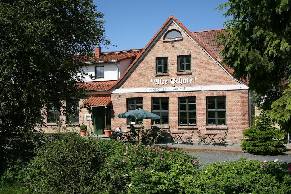 Pension&Restaurant Alte Schule Kluis Exterior foto